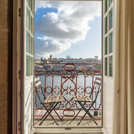 Youropo - Ribeira Porto Exterior foto