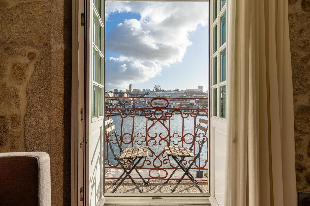 Youropo - Ribeira Porto Exterior foto